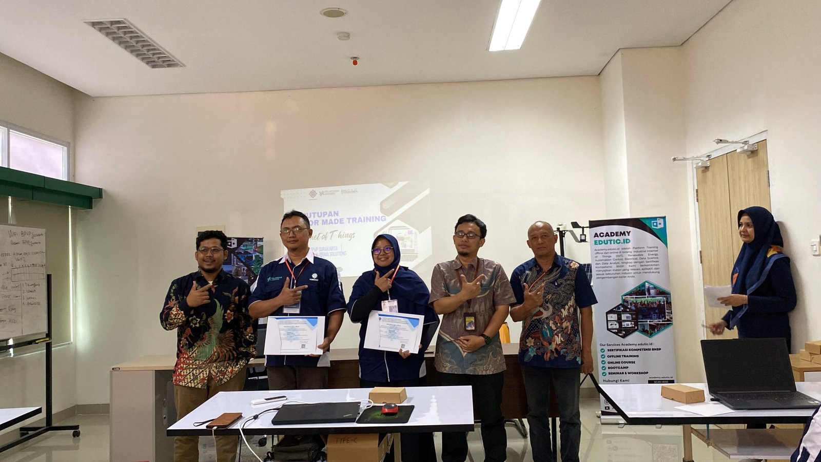 Praktikum Pembuatan Alat