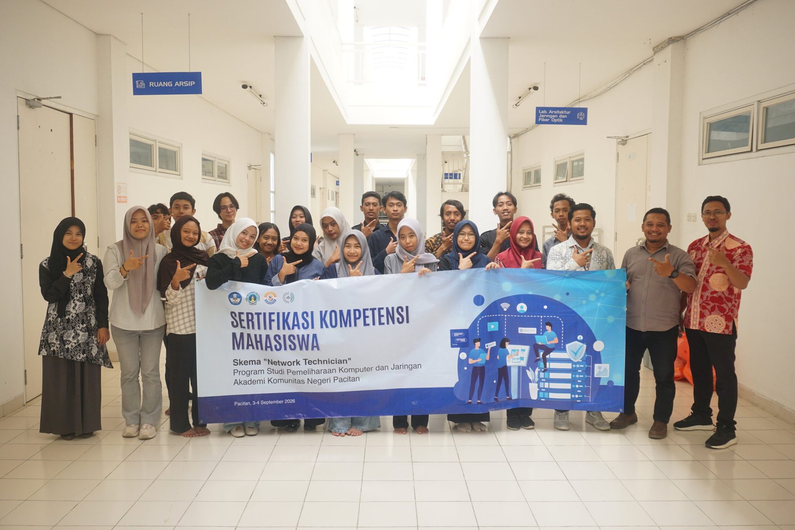 Pelatihan dan Sertifikasi Network Technician AKN Pacitan